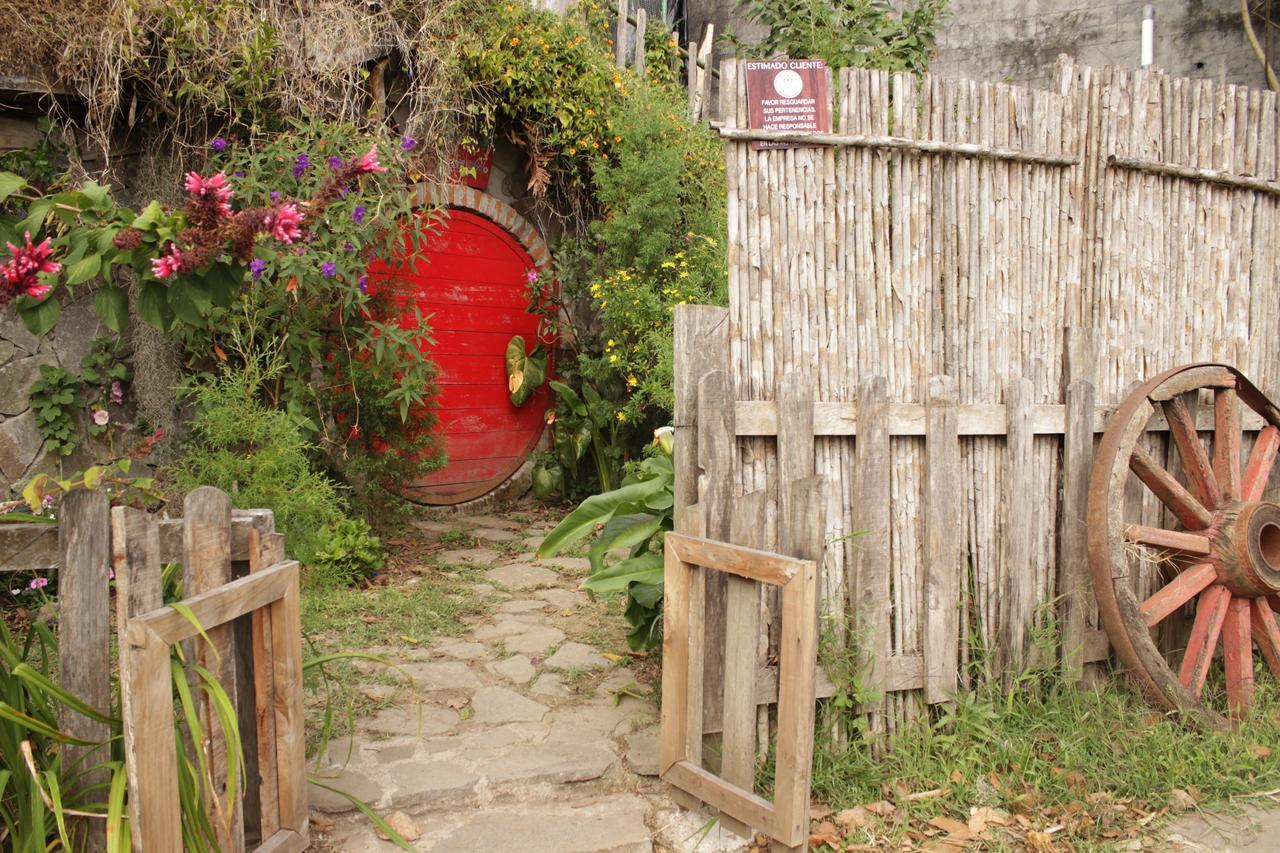 The Hobbit La Comarca Otel Nueva San Salvador Dış mekan fotoğraf